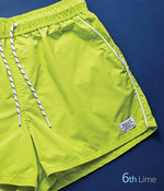 6th Lime 
옆선에 흰색 심지가 들어간 쇼츠 수영복 1만9천원 버쉬카 제품.