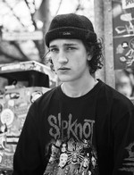 헤비메탈 밴드 슬립낫을 프린트한 티셔츠 가격미정 슬립낫, 검은색 비니 가격미정 시빌리스트 제품. 