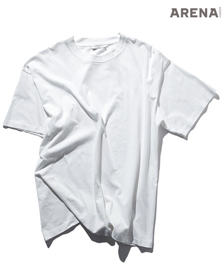 낙낙한 핏의 군더더기 없이 깨끗한 티셔츠 12만9천원 산드로 옴므 제품.