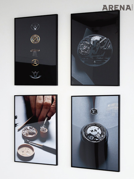 루이 비통 하이엔드 시계를 만드는 과정이 인쇄된 사진.