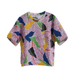 텍스처가 강조된 유니크한 패턴의 티셔츠 18만3천원 빔바이롤라.
