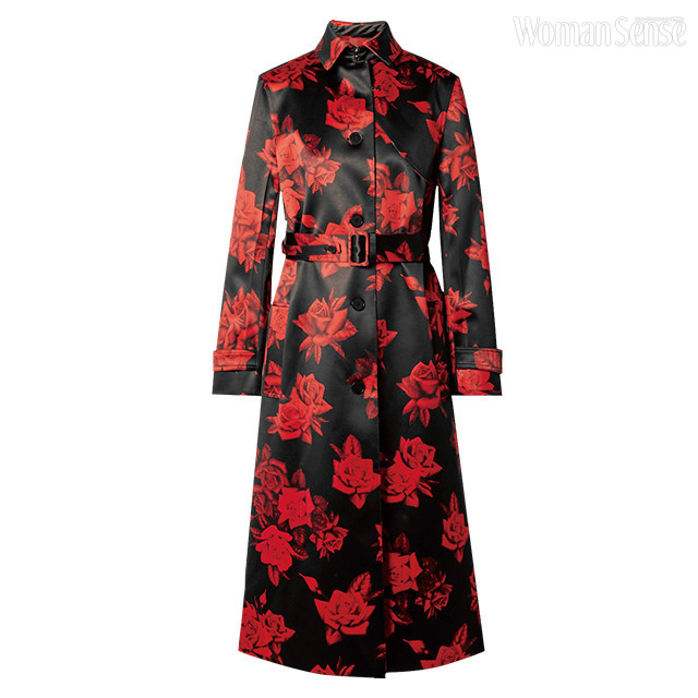 완벽한 테일러링과 정교한 장미 패턴이 어우러진 코트 가격미정 커미션 by 네타포르테.